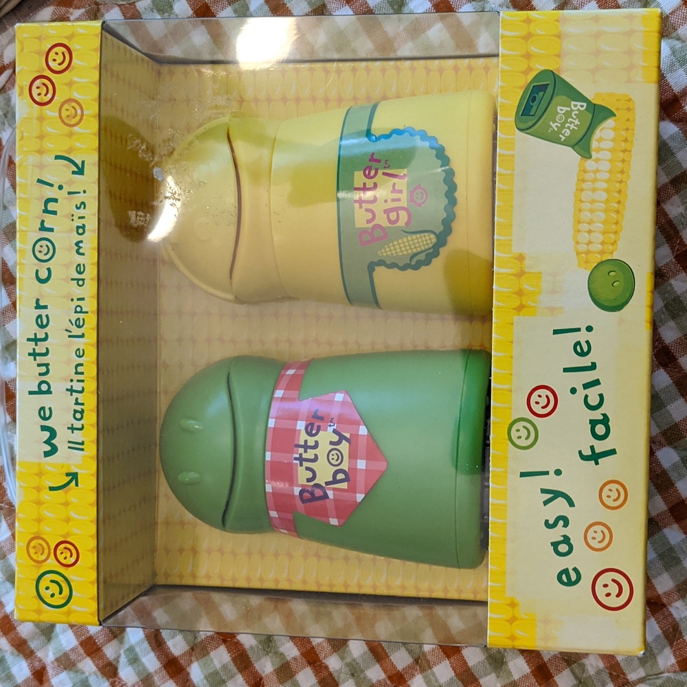 NWT Gourmet Butter Boy Girl Butter Keepers Spreaders Corn Cob Rare Picnic BBQ